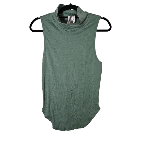 Free People LA Livin 90210 Muscle Tank in Green• Size XS•Army Green - Picture 5 of 13